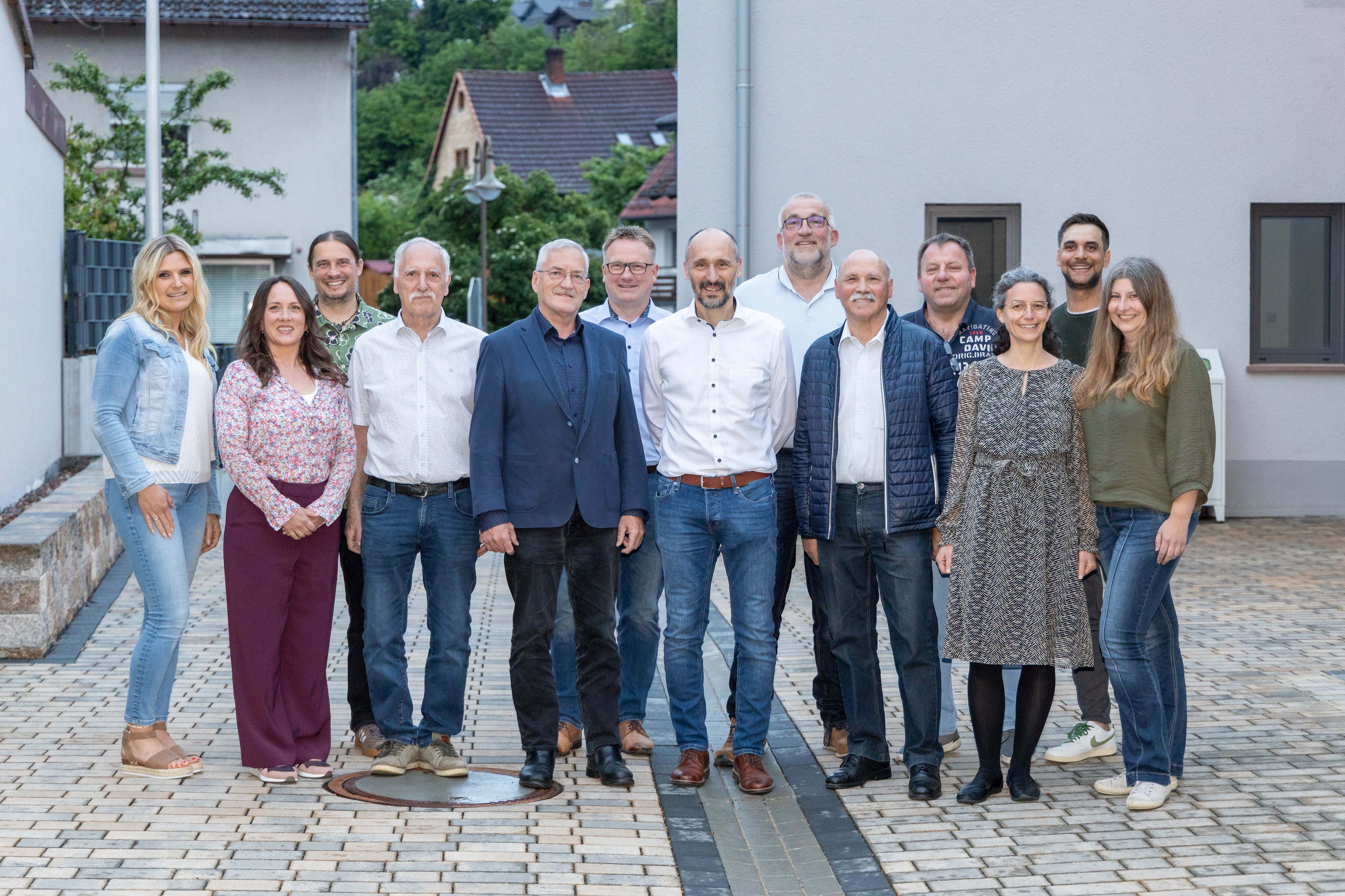 amtl. Teil Gemeinde Hauen, Foto Gemeindrat Hausen.jpg