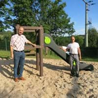 Foto Spielplatz Am Hofacker Hausen.JPG